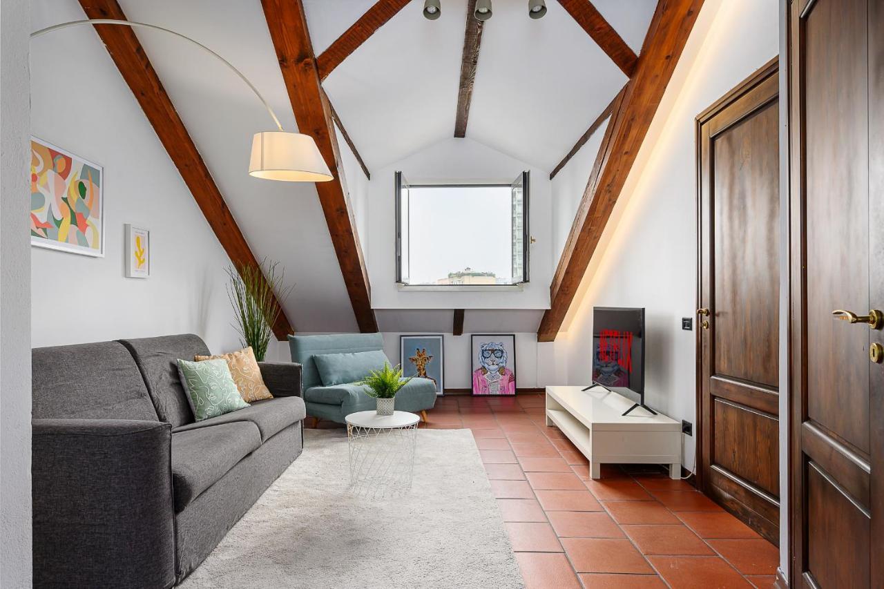Duomo - Pt.Romana - Bocconi Top Floor Apartment Milano Dış mekan fotoğraf